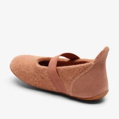 ballet wool rose