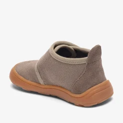 barefoot basic pistachio