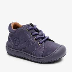 barefoot hale l violet