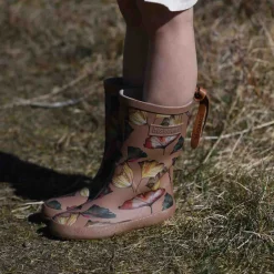 fashion camel flowers