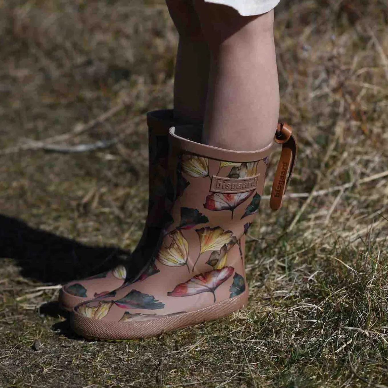fashion camel flowers