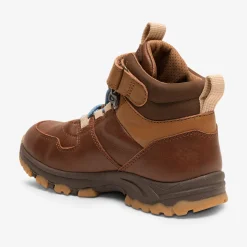 halle tex brown