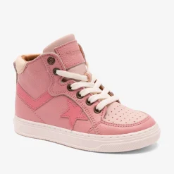 isak bubble gum